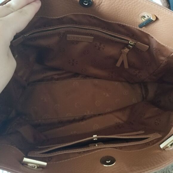 Tory Burch Large Tote - Picture 11 of 11